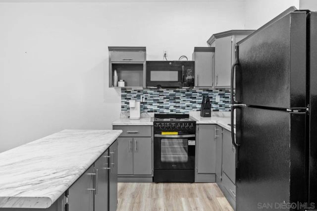 6245 Broadmoor Dr., La Mesa, CA 91942