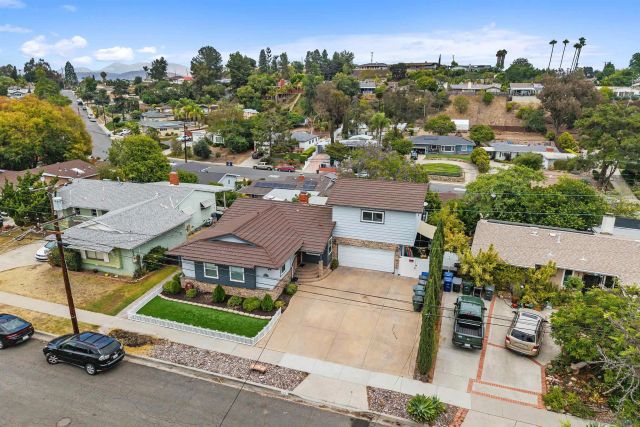 6245 Broadmoor Dr., La Mesa, CA 91942