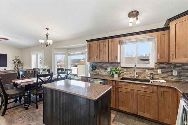 8715 S 4870 W, West Jordan, UT 84081