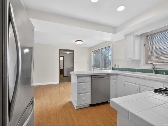 6711 Sullivans Court, Fort Wayne, IN 46835