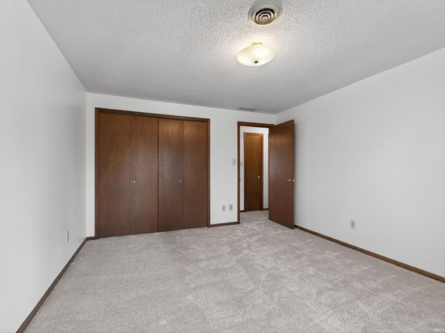 6711 Sullivans Court, Fort Wayne, IN 46835