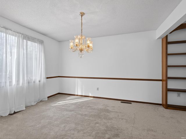 6711 Sullivans Court, Fort Wayne, IN 46835