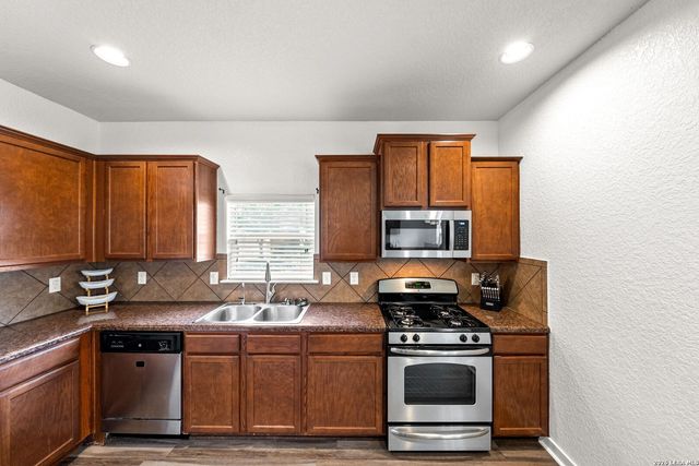 6703 Karnes Leaf, San Antonio, TX 78253