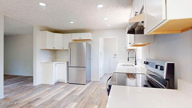 155 Crown Point Drive, Riegelwood, NC 28456