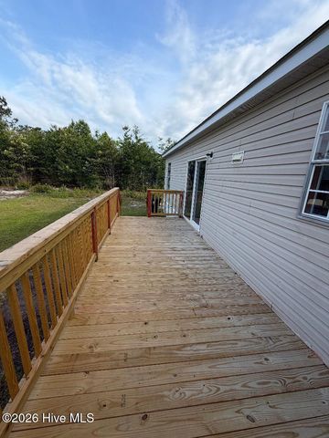 155 Crown Point Drive, Riegelwood, NC 28456