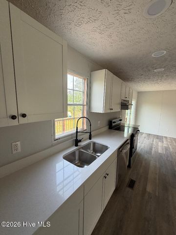 155 Crown Point Drive, Riegelwood, NC 28456