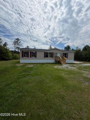 155 Crown Point Drive, Riegelwood, NC 28456