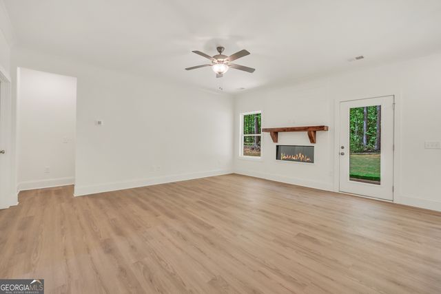131 Maple Valley Drive, Jenkinsburg, GA 30234