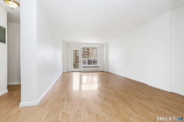 91 Strawberry Hill Avenue APT 639, Stamford, CT 06902