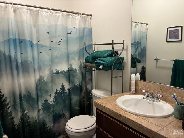 0 2315 Cobern CA, Bakersfield, CA 93313