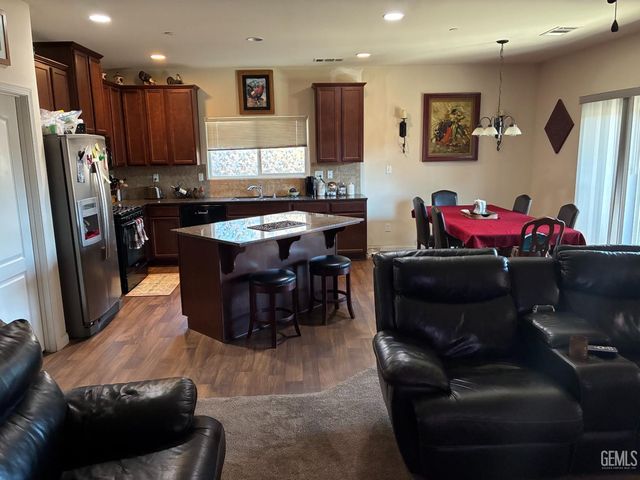 0 2315 Cobern CA, Bakersfield, CA 93313