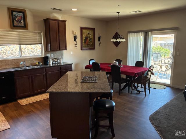 0 2315 Cobern CA, Bakersfield, CA 93313