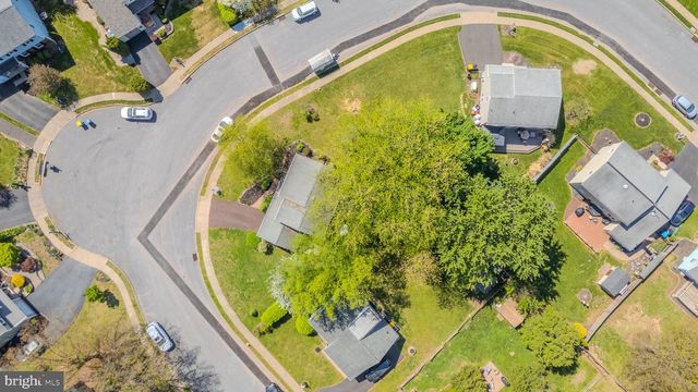 540 PIONEER CIR, Harleysville, PA 19438