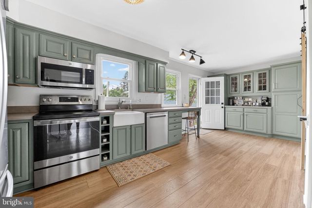 540 PIONEER CIR, Harleysville, PA 19438