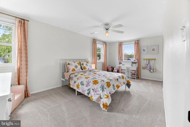 540 PIONEER CIR, Harleysville, PA 19438