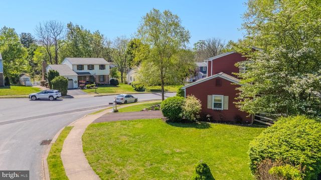 540 PIONEER CIR, Harleysville, PA 19438