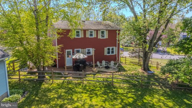 540 PIONEER CIR, Harleysville, PA 19438