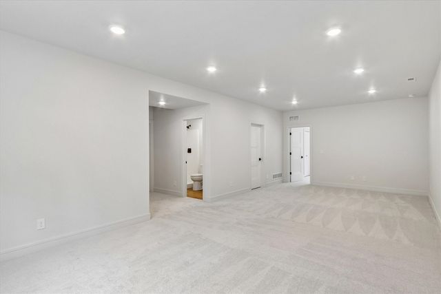 1212 Timber Trail, Solon, IA 52333