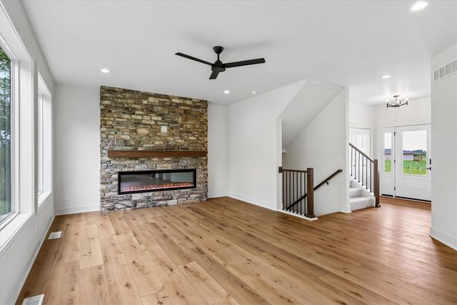 1212 Timber Trail, Solon, IA 52333