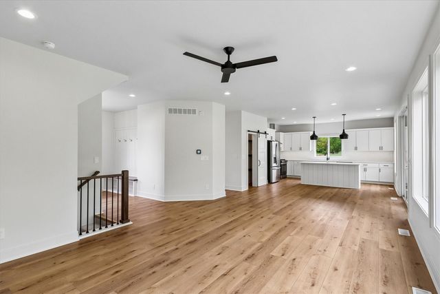 1212 Timber Trail, Solon, IA 52333