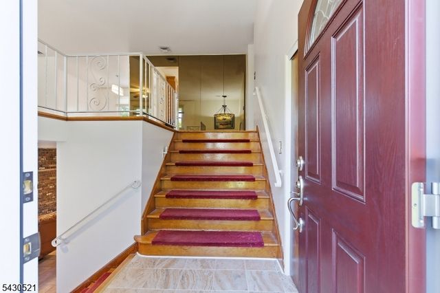 56 Frances Drive, Clark Twp., NJ 07066