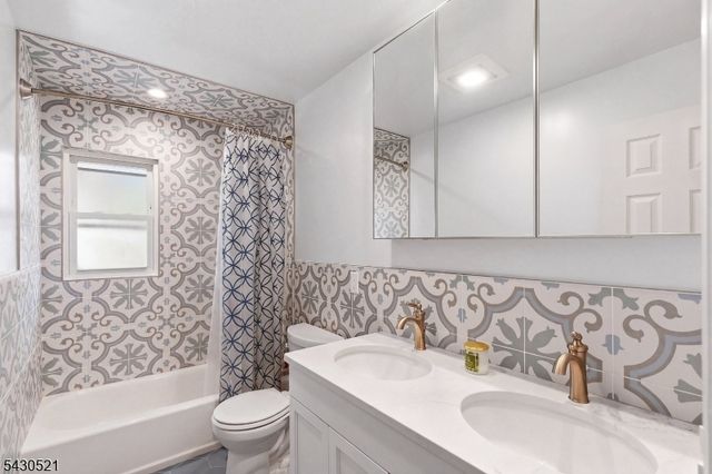 56 Frances Drive, Clark Twp., NJ 07066