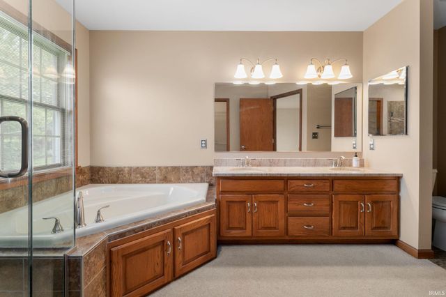 1407 Ashton Court, Goshen, IN 46526
