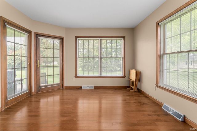 1407 Ashton Court, Goshen, IN 46526