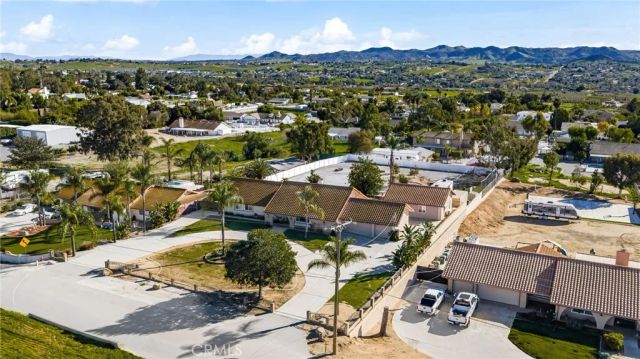 18165 Mariposa, Riverside, CA 92508