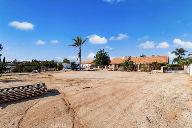 18165 Mariposa, Riverside, CA 92508