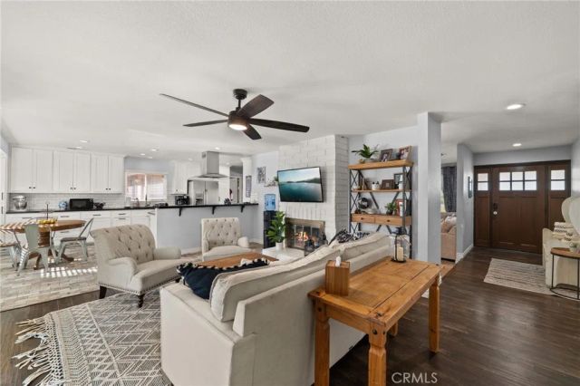 18165 Mariposa, Riverside, CA 92508