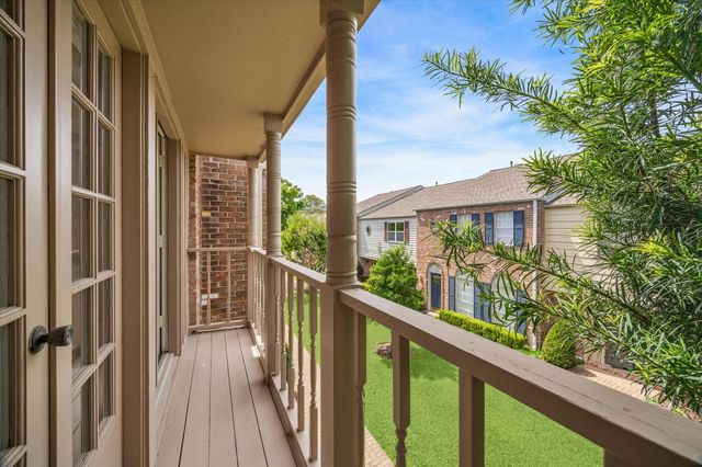 5827 Valley Forge Drive 83, Houston, TX 77057