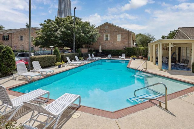 5827 Valley Forge Drive 83, Houston, TX 77057