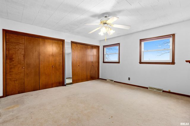 16905 E 1600th Street, Bushnell, IL 61422