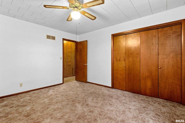 16905 E 1600th Street, Bushnell, IL 61422