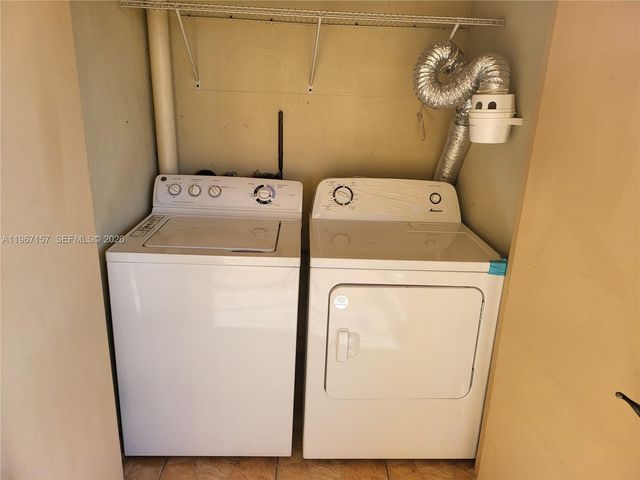 14611 N Kendall Dr 403L, Miami, FL 33186