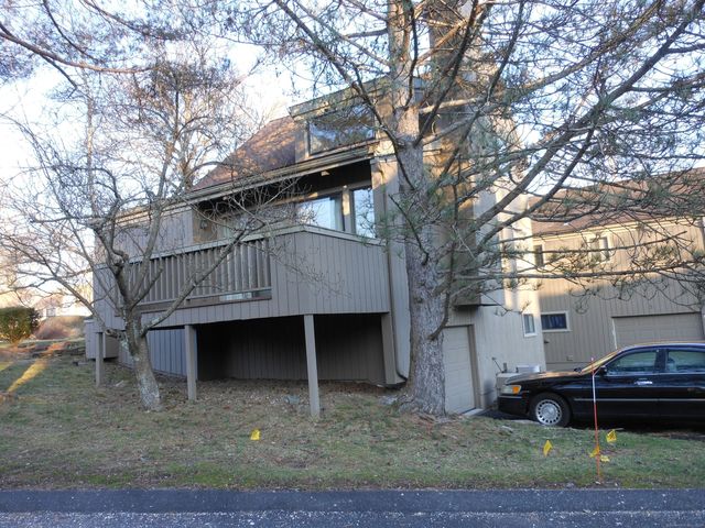 71 Dakota Lane A, Stratford, CT 06614