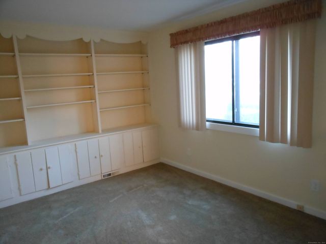 71 Dakota Lane A, Stratford, CT 06614