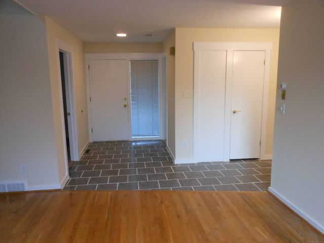 71 Dakota Lane A, Stratford, CT 06614