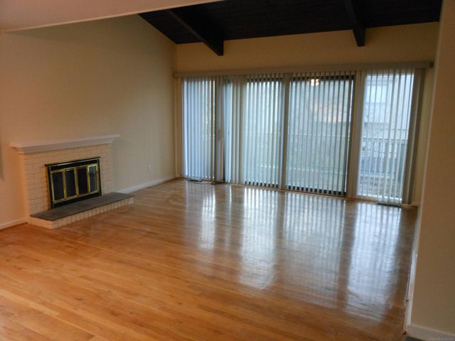 71 Dakota Lane A, Stratford, CT 06614