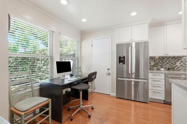 4237 Ponce Drive, Palo Alto, CA 94306