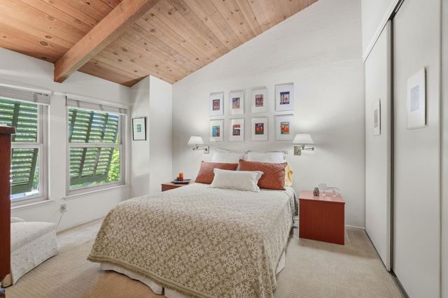 4237 Ponce Drive, Palo Alto, CA 94306