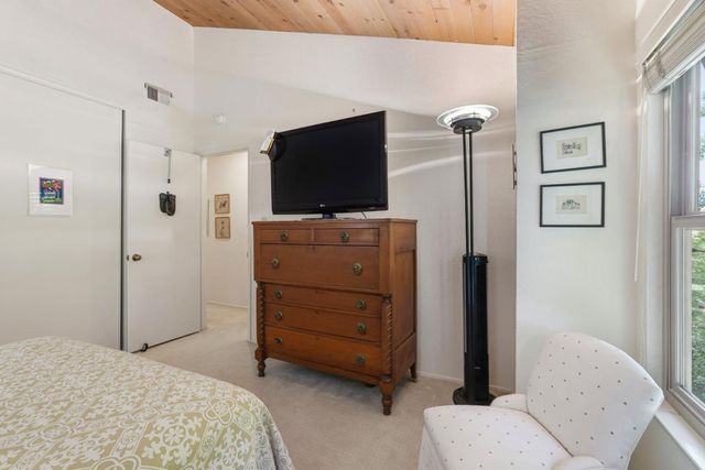 4237 Ponce Drive, Palo Alto, CA 94306