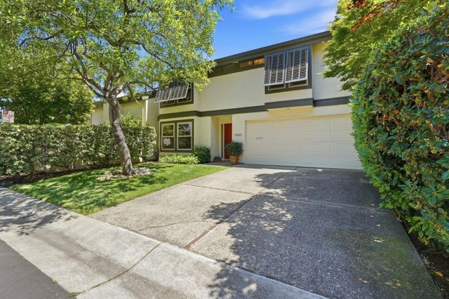 4237 Ponce Drive, Palo Alto, CA 94306