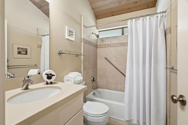 4237 Ponce Drive, Palo Alto, CA 94306