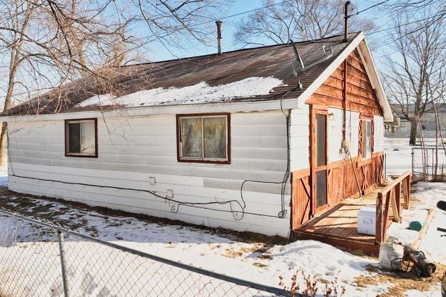 1205 N Kinney Avenue, Mount Pleasant, MI 48858