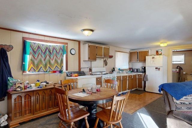 1205 N Kinney Avenue, Mount Pleasant, MI 48858