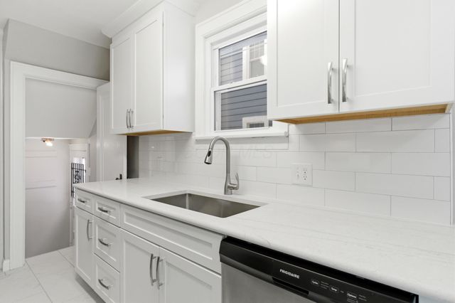 712 Chelsea Avenue, Columbus, OH 43209