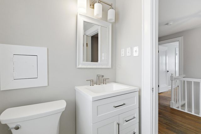 712 Chelsea Avenue, Columbus, OH 43209