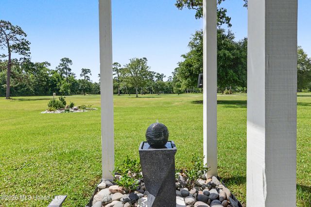 334 Lemoyne Road, Pass Christian, MS 39571